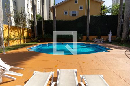 Casa de condomínio à venda com 260m², 4 quartos e 2 vagas Casa de condomínio à venda com 260m², 4 quartos e 2 vagasPiscina