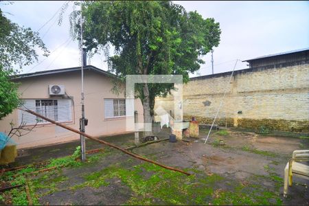 Casa à venda com 151m², 2 quartos e 2 vagasPátio