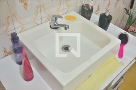 Casa à venda com 151m², 2 quartos e 2 vagasBanheiro