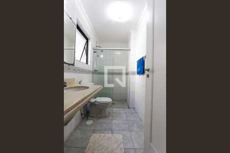 Casa à venda com 580m², 4 quartos e 5 vagas Casa à venda com 580m², 4 quartos e 5 vagasBanheiro da Suíte 3