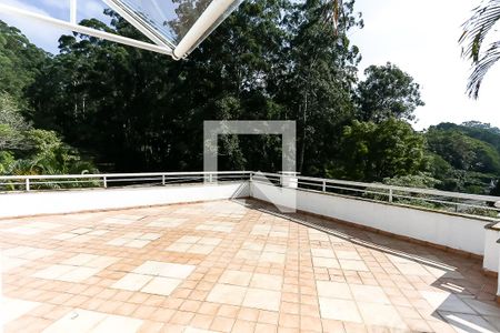 Casa à venda com 580m², 4 quartos e 5 vagas Casa à venda com 580m², 4 quartos e 5 vagasvaranda 2 cobertura