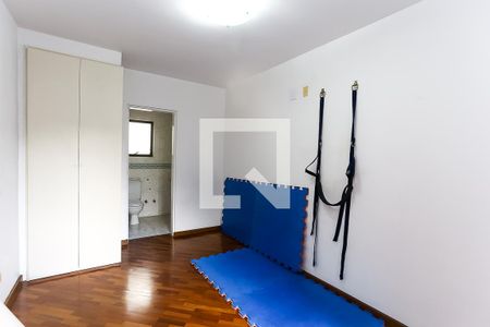 Casa à venda com 580m², 4 quartos e 5 vagas Casa à venda com 580m², 4 quartos e 5 vagasSuíte 2