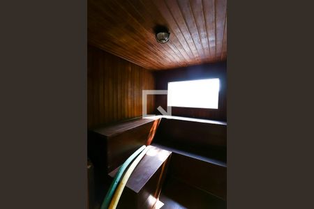 Casa à venda com 580m², 4 quartos e 5 vagas Casa à venda com 580m², 4 quartos e 5 vagassauna