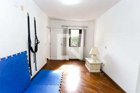 Casa à venda com 580m², 4 quartos e 5 vagas Casa à venda com 580m², 4 quartos e 5 vagasSuíte 2