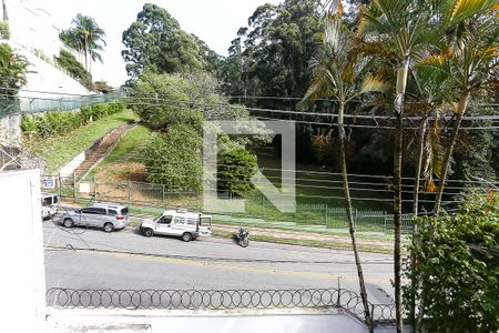 Casa à venda com 580m², 4 quartos e 5 vagas Casa à venda com 580m², 4 quartos e 5 vagassuíte 4 vista