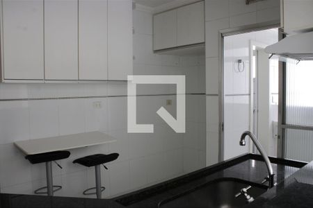 Apartamento para alugar com 90m², 2 quartos e 1 vaga