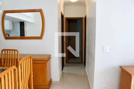 Corredor de apartamento para alugar com 2 quartos, 90m² em Parque Enseada, Guarujá