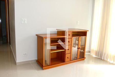 Sala de apartamento para alugar com 2 quartos, 90m² em Parque Enseada, Guarujá