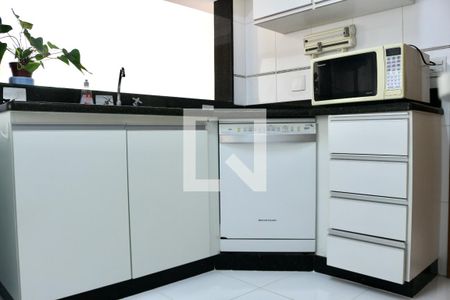 Apartamento para alugar com 90m², 2 quartos e 1 vaga Apartamento para alugar com 90m², 2 quartos e 1 vagaCozinha