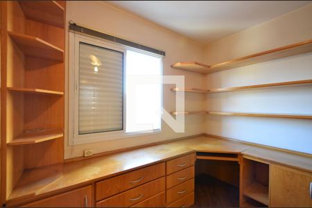 Quarto 1 de apartamento à venda com 2 quartos, 56m² em Vila Alexandria, São Paulo