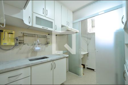 Apartamento à venda com 56m², 2 quartos e 1 vagaCozinha