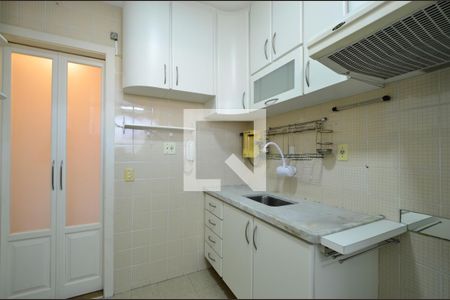 Apartamento à venda com 56m², 2 quartos e 1 vagaCozinha
