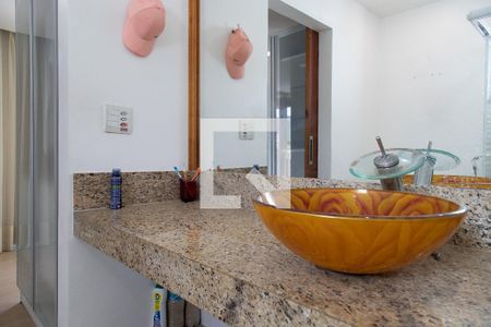 Apartamento à venda com 700m², 4 quartos e 3 vagasBanheiro da suíte 1