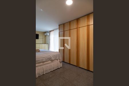 Apartamento à venda com 700m², 4 quartos e 3 vagasSuíte 1