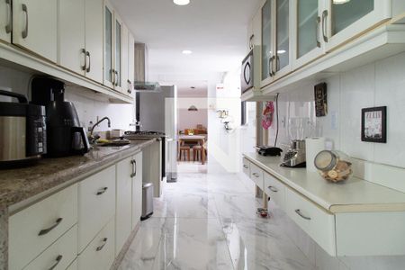 Apartamento à venda com 700m², 4 quartos e 3 vagasCozinha 