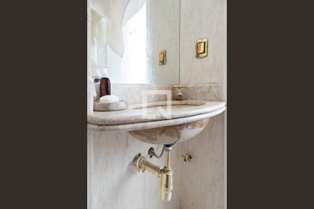 Apartamento à venda com 700m², 4 quartos e 3 vagasLavabo 1