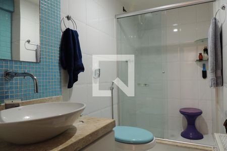 Apartamento à venda com 130m², 2 quartos e 2 vagasBanheiro