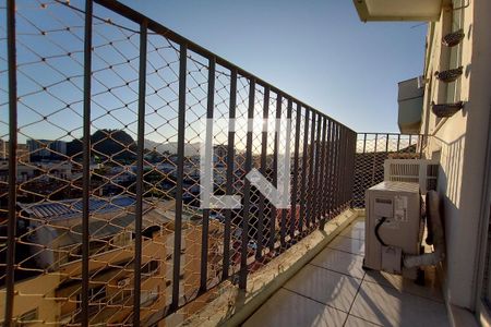 Apartamento à venda com 130m², 2 quartos e 2 vagas Apartamento à venda com 130m², 2 quartos e 2 vagasVaranda da Sala