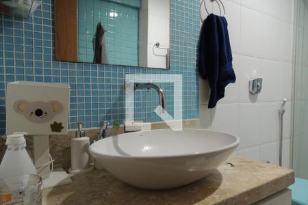 Apartamento à venda com 130m², 2 quartos e 2 vagasBanheiro