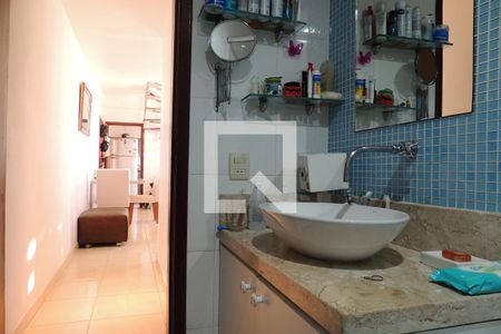 Apartamento à venda com 130m², 2 quartos e 2 vagasBanheiro