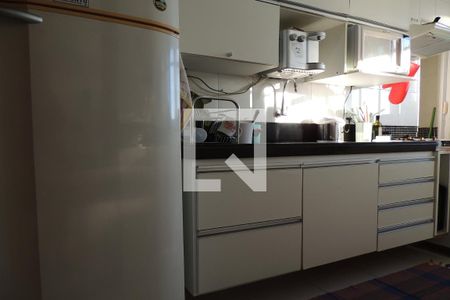 Apartamento à venda com 130m², 2 quartos e 2 vagasCozinha - Armários