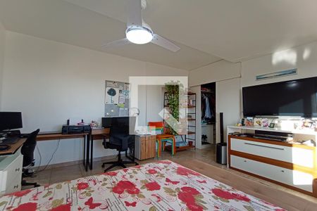 Apartamento à venda com 130m², 2 quartos e 2 vagas Apartamento à venda com 130m², 2 quartos e 2 vagasQuarto 2 - Suíte