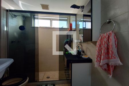Apartamento à venda com 130m², 2 quartos e 2 vagas Apartamento à venda com 130m², 2 quartos e 2 vagasBanheiro da Suíte