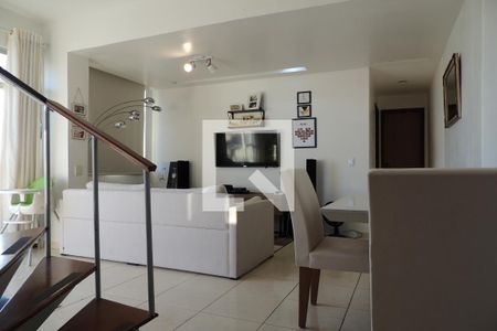 Apartamento à venda com 130m², 2 quartos e 2 vagasSala