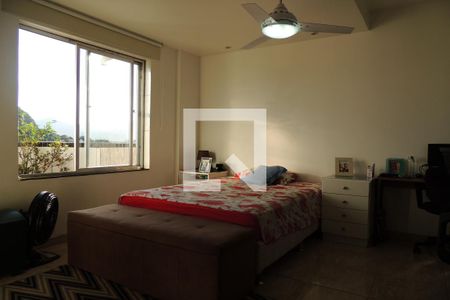 Apartamento à venda com 130m², 2 quartos e 2 vagasQuarto 2 - Suíte