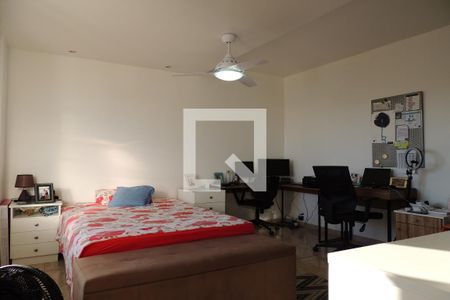 Apartamento à venda com 130m², 2 quartos e 2 vagasQuarto 2 - Suíte