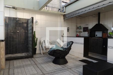 Apartamento à venda com 130m², 2 quartos e 2 vagasCobertura