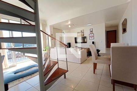 Apartamento à venda com 130m², 2 quartos e 2 vagas Apartamento à venda com 130m², 2 quartos e 2 vagasSala