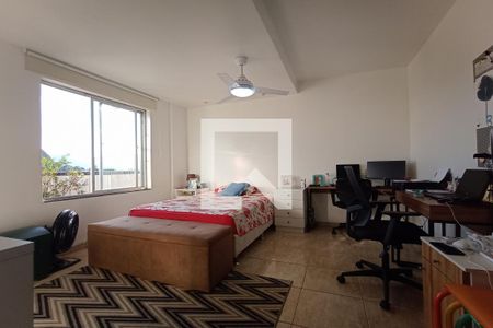 Apartamento à venda com 130m², 2 quartos e 2 vagas Apartamento à venda com 130m², 2 quartos e 2 vagasQuarto 2 - Suíte