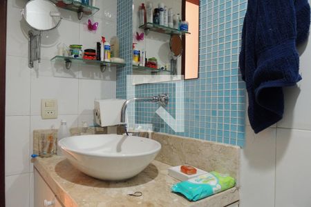 Apartamento à venda com 130m², 2 quartos e 2 vagasBanheiro