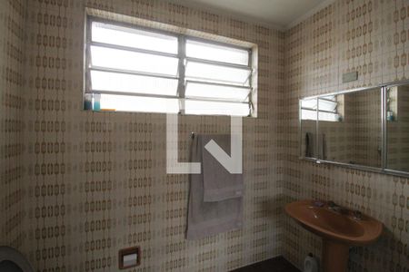 Casa à venda com 192m², 4 quartos e 2 vagas Casa à venda com 192m², 4 quartos e 2 vagasBanheiro da Suíte