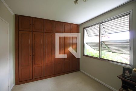 Casa à venda com 192m², 4 quartos e 2 vagas Casa à venda com 192m², 4 quartos e 2 vagasQuarto 1