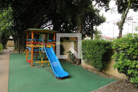 Casa à venda com 90m², 3 quartos e 1 vagaÁrea Comum - Playground