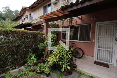 Casa à venda com 90m², 3 quartos e 1 vagaFachada