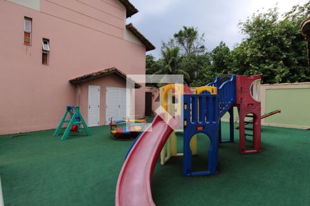 Casa à venda com 90m², 3 quartos e 1 vagaÁrea Comum - Playground