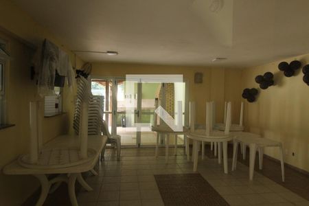 Casa à venda com 90m², 3 quartos e 1 vagaÁrea Comum - Salão de Festa
