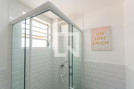 Apartamento para alugar com 65m², 2 quartos e 1 vagaBanheiro