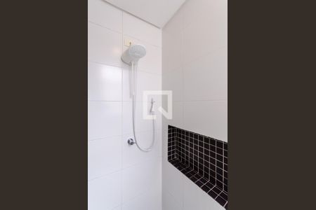 Apartamento para alugar com 84m², 2 quartos e 1 vagaChuveiro