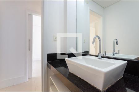 Apartamento para alugar com 84m², 2 quartos e 1 vaga Apartamento para alugar com 84m², 2 quartos e 1 vagaBanheiro