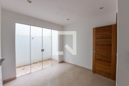 Sala de apartamento à venda com 2 quartos, 55m² em Água Fria, São Paulo