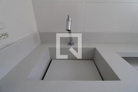 Pia do banheiro de apartamento para alugar com 2 quartos, 42m² em Jardim Germânia, São Paulo