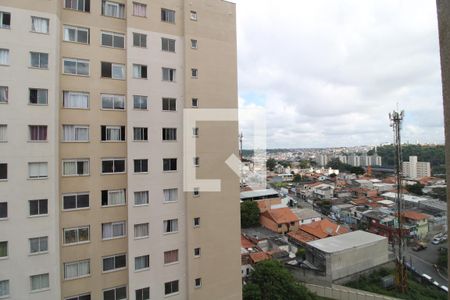Vista janela da sala de apartamento para alugar com 2 quartos, 42m² em Jardim Germânia, São Paulo