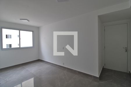 Sala de apartamento para alugar com 2 quartos, 42m² em Jardim Germânia, São Paulo