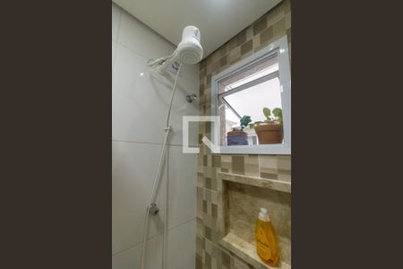 Banheiro  de apartamento à venda com 2 quartos, 77m² em Vila São Pedro, Santo André