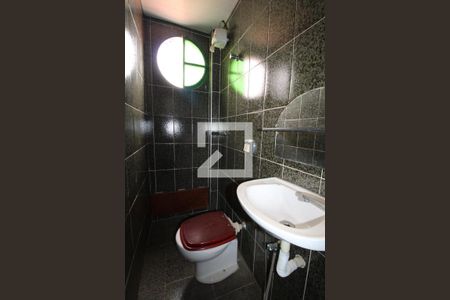 Casa à venda com 213m², 4 quartos e 3 vagasSauna (2º pavimento)