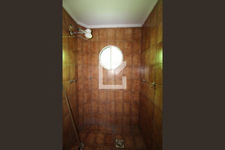 Casa à venda com 213m², 4 quartos e 3 vagasBanheiro da Suíte (1º pavimento)